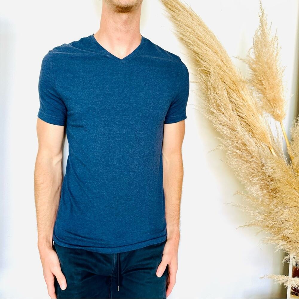 MENS H&M Navy Dark Blue Short Sleeve Classic VNeck Slim Fit Tee Shirt Top M